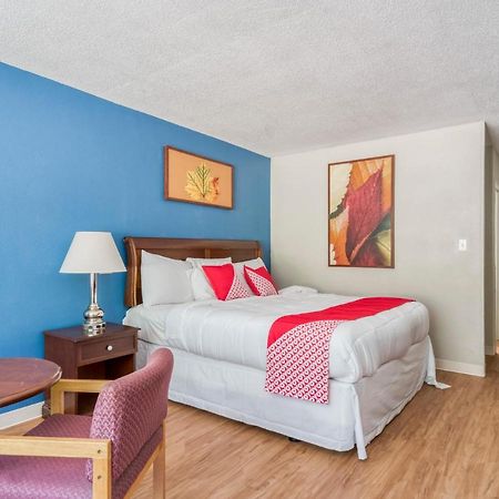 Oyo Hotel Battleboro Ngoại thất bức ảnh