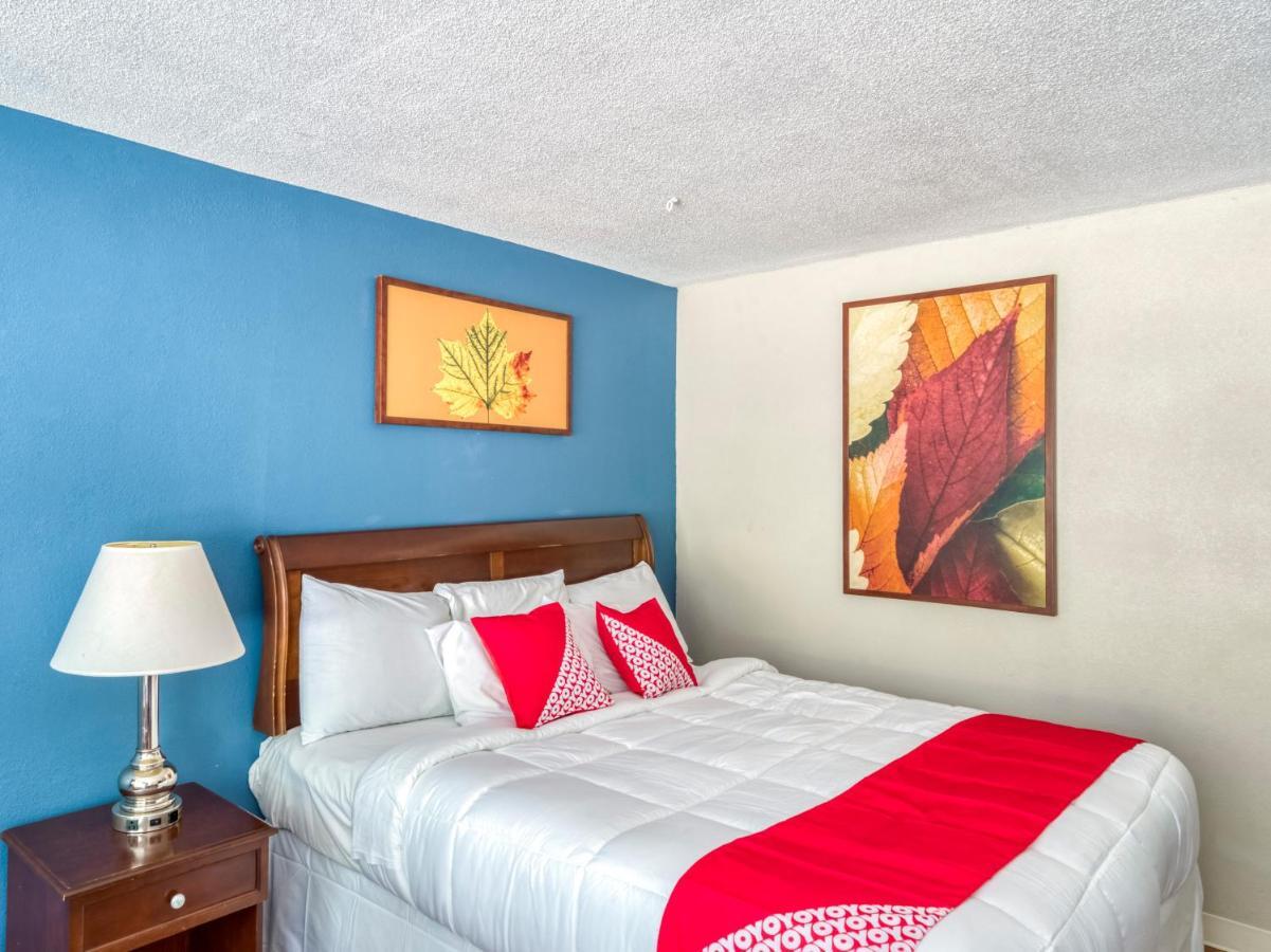 Oyo Hotel Battleboro Ngoại thất bức ảnh