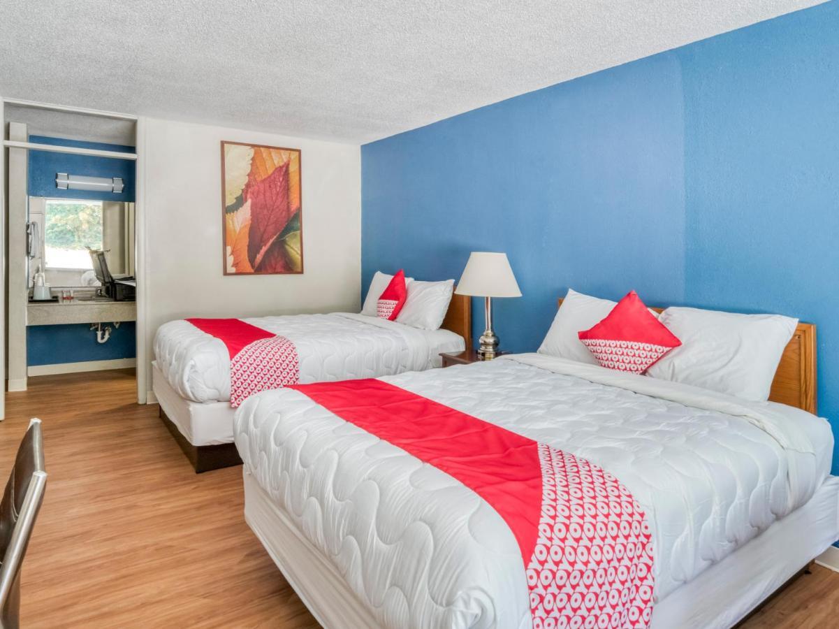 Oyo Hotel Battleboro Ngoại thất bức ảnh
