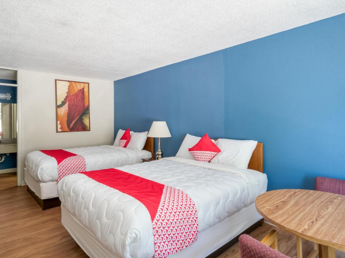 Oyo Hotel Battleboro Ngoại thất bức ảnh